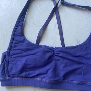 Lululemon sports bra